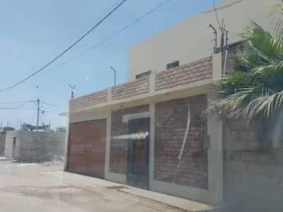 vendo casa de dos pisos en chincha