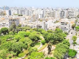 Venta de espectacular duplex en zona residencial y segura