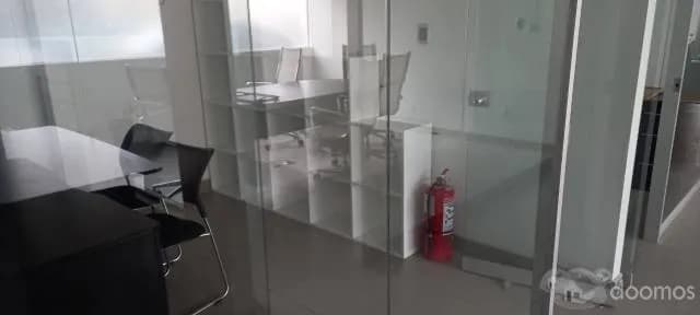 ALQUILO OFICINA 1ER PISO — foto 1