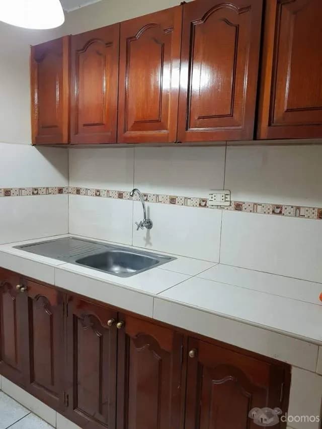 ALQUILO LINDO DPTO EN LA MOLINA — foto 4