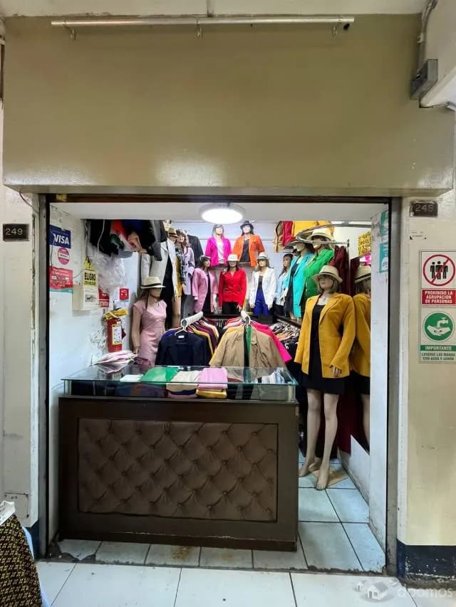 Local comercial en CC Parque Cánepa — foto 2