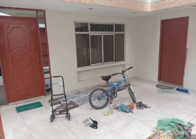 CASA 3 PISOS EN ESQUINA 184 M — foto 4