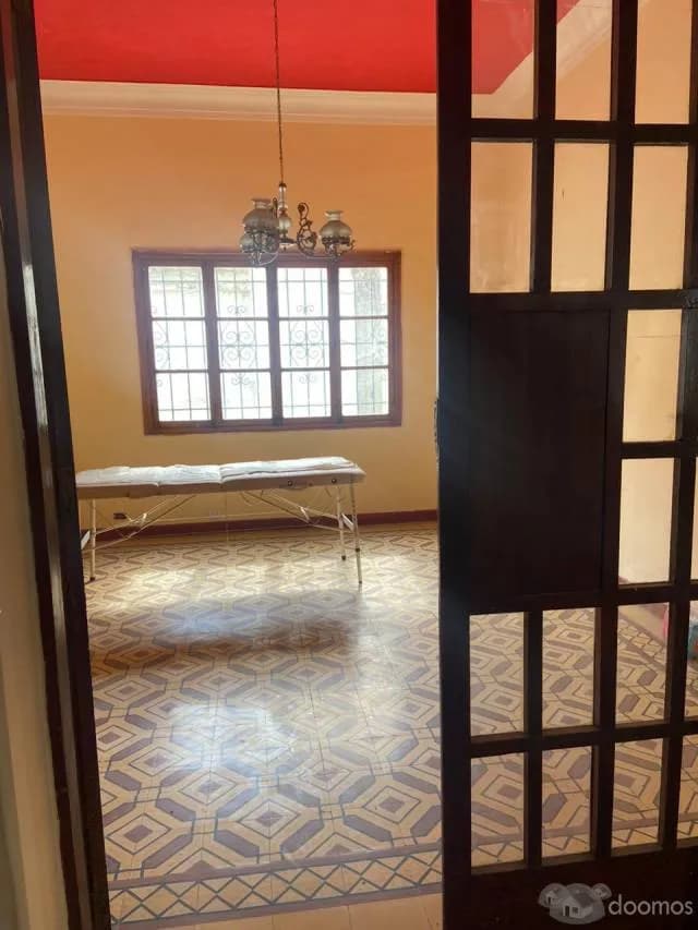Casa de 650 m2 en ubicación comercial — foto 4