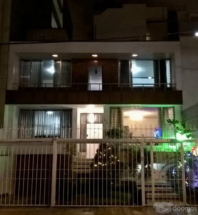 ALQUILER CASA MIRAFLORES DE  OCASIÓN — foto 1