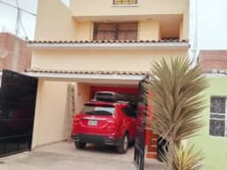 Alquiler para Empresa - 150m2 "1ER. PISO" - Frente a Sodimac (Centro Comercial de Cañete) - San Vicente de Cañete