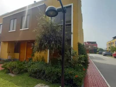 LINDA CASA ECOLÓGICA EN CONDOMINIO PRIVADO