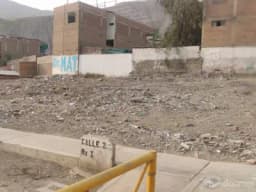 Terreno en venta - Alameda de Ñaña III