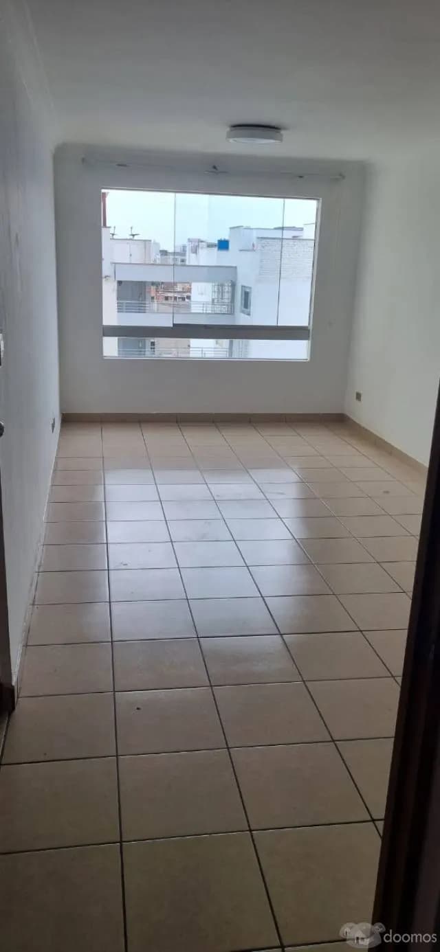 DEPARTAMENTO EN AV. BRASIL EN VENTA — foto 1