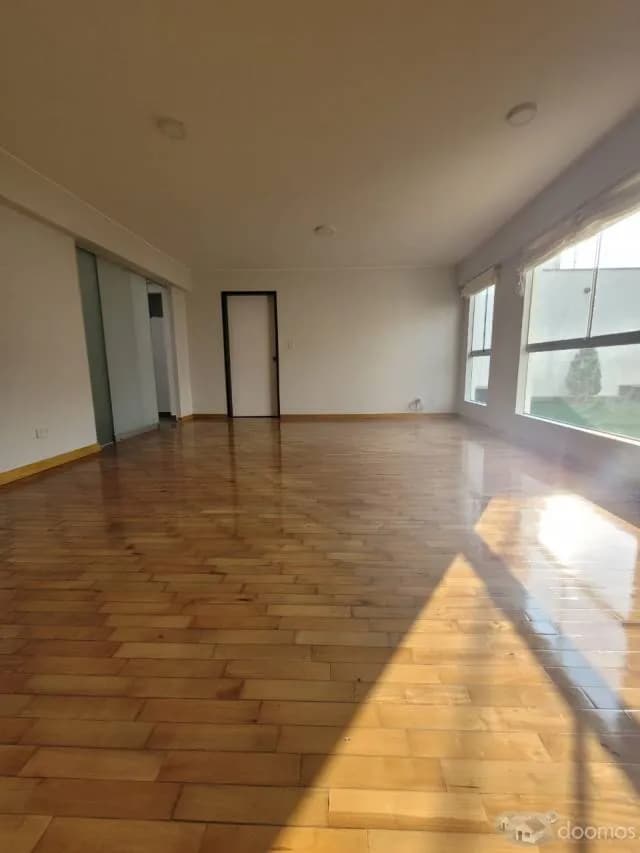 LINDO DEPARTAMENTO 68m2 + cochera  RENOVADO — foto 1