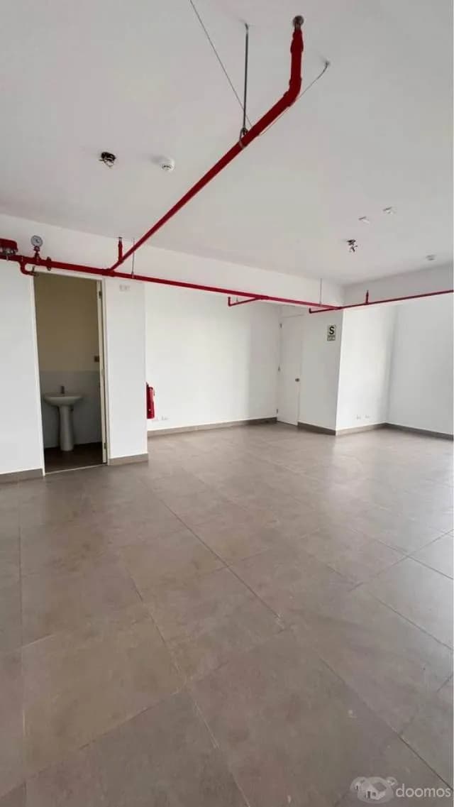 VENTA DE OFICINA EN ESTRENO — foto 4