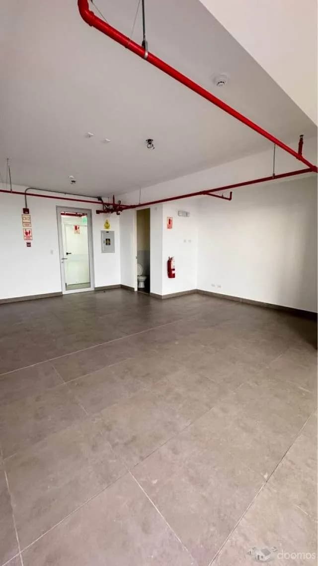 VENTA DE OFICINA EN ESTRENO — foto 6