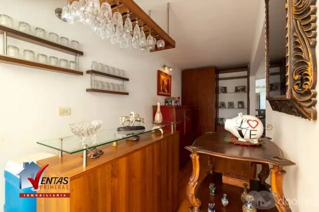 VENTA DPARTAMENTO DUPLEX EN ESQUINA EN SURCO CON VISTA A CASUARINAS — foto 5
