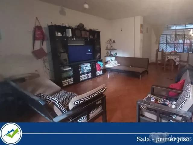 VENTA DE CASA EN CASTILLA, PIURA — foto 2