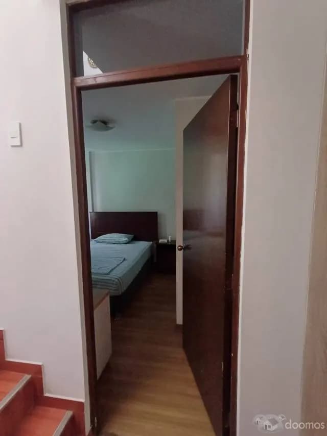 REMATO CASA DE 3 PISOS + AZOTEA USD.99,000.00. — foto 8