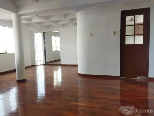 Dpto Duplex 4 dormitorios — foto 1