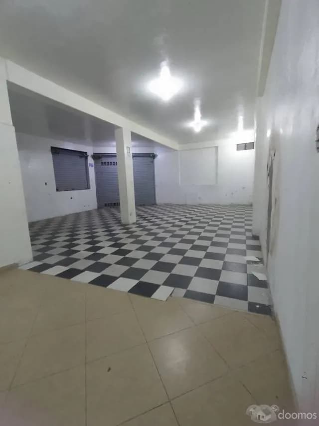 alquiler de local de 180 m2 — foto 1
