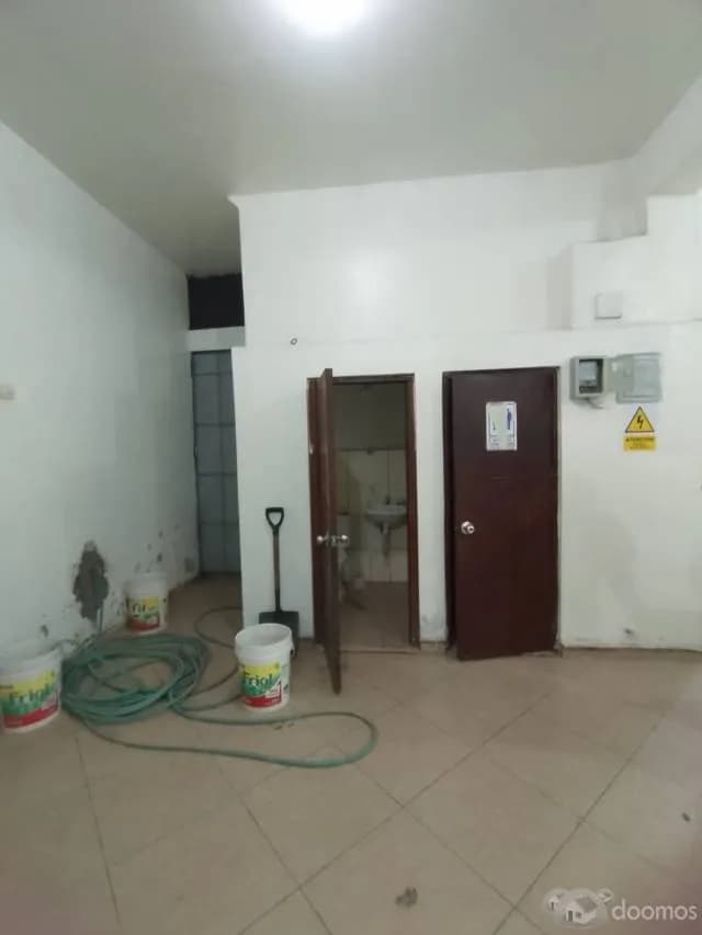 alquiler de local de 180 m2 — foto 3