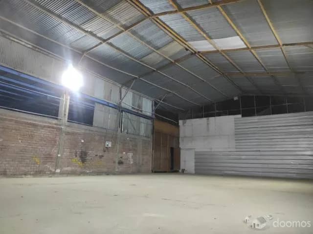 ALQUILO LOCAL INDUSTRIAL 300 M2 VES — foto 2