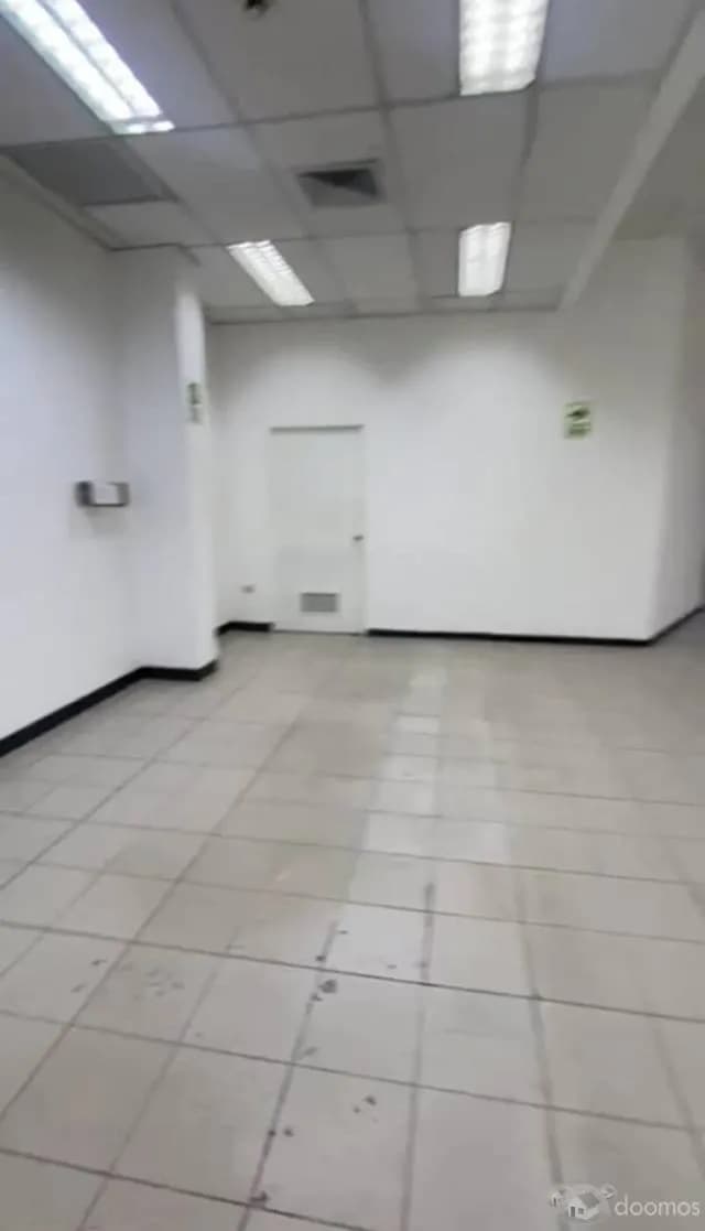 ALQUILER DE LOCAL 525 M2 — foto 2