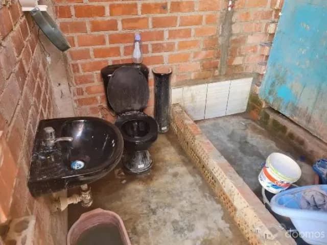 Se remata casa con ocupante precario. — foto 4