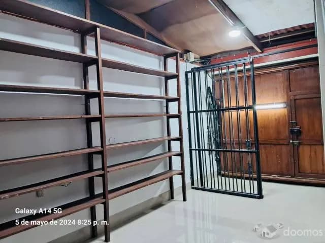 ALQUILER DE LOCAL COMERCIAL — foto 1