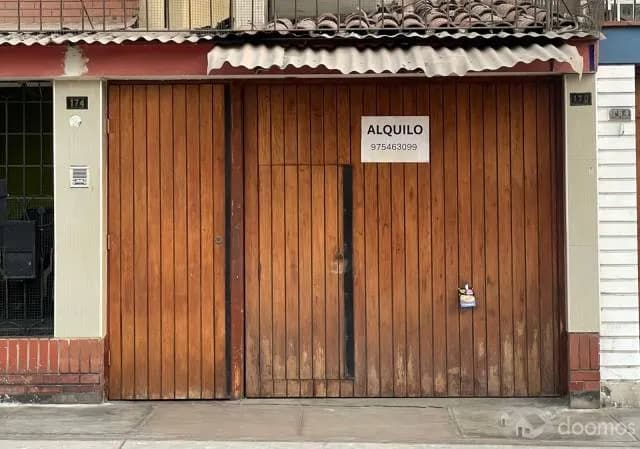 ALQUILER DE LOCAL COMERCIAL — foto 2