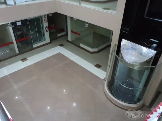 VENTA DE TIENDA GALERIA EL BALCON DE HUALLAGA — foto 3