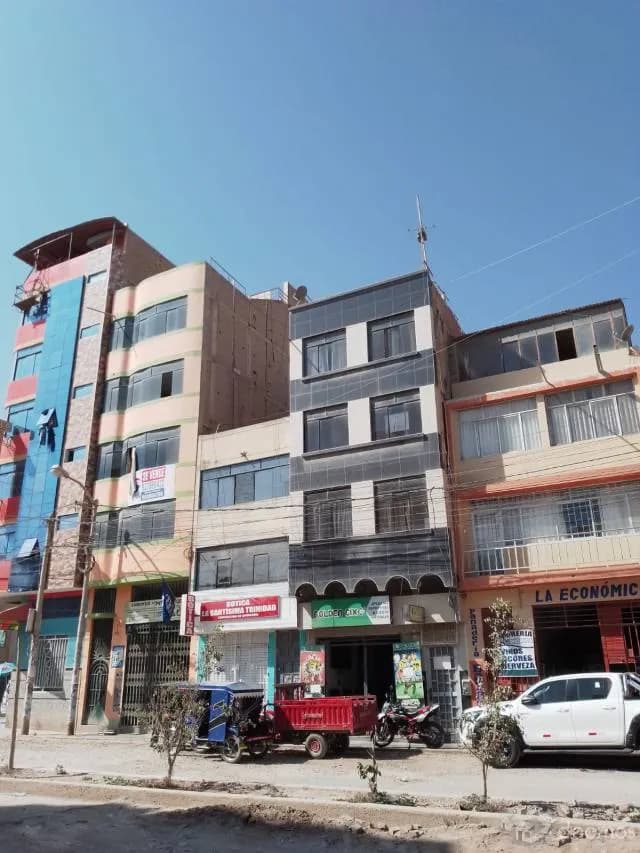 Edificio de 5 pisos — foto 2