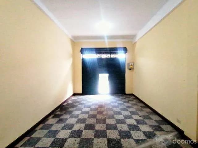 SE ALQUILA LOCAL COMERCIAL EN BREÑA — foto 2