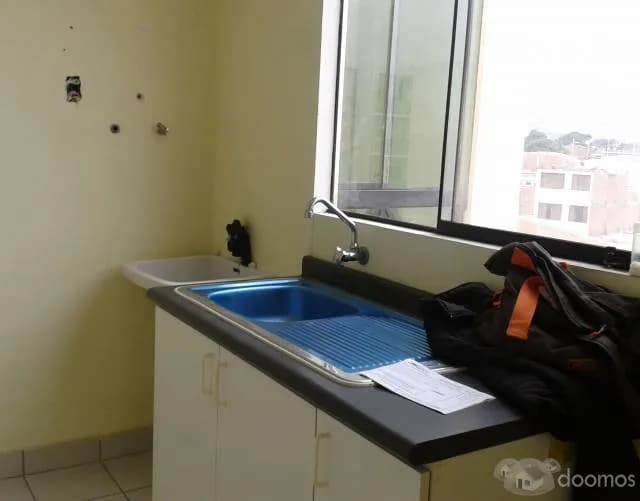 DEPARTAMENTO ACOGEDOR  CERCA A PLAZA LIMA SUR — foto 3