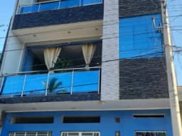 VENDO CASA DE ESTRENO DE 4 PISOS SEMI AMOBLADA