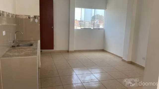 ALQUILO   ESTUDIO CON BAÑO Y COCINA — foto 3