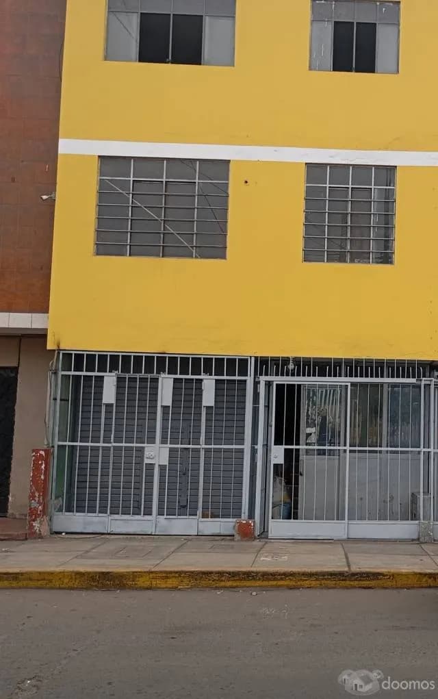 LOCAL COMERCIAL EN AV. MALECON CHECA — foto 4