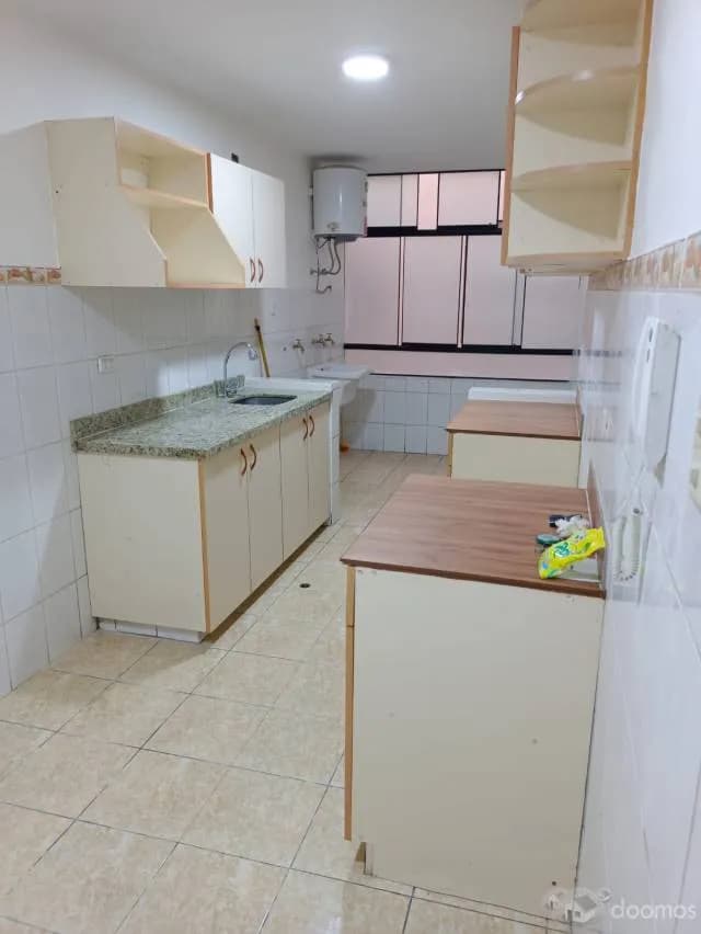 Alquilo Amplio Departamento — foto 3