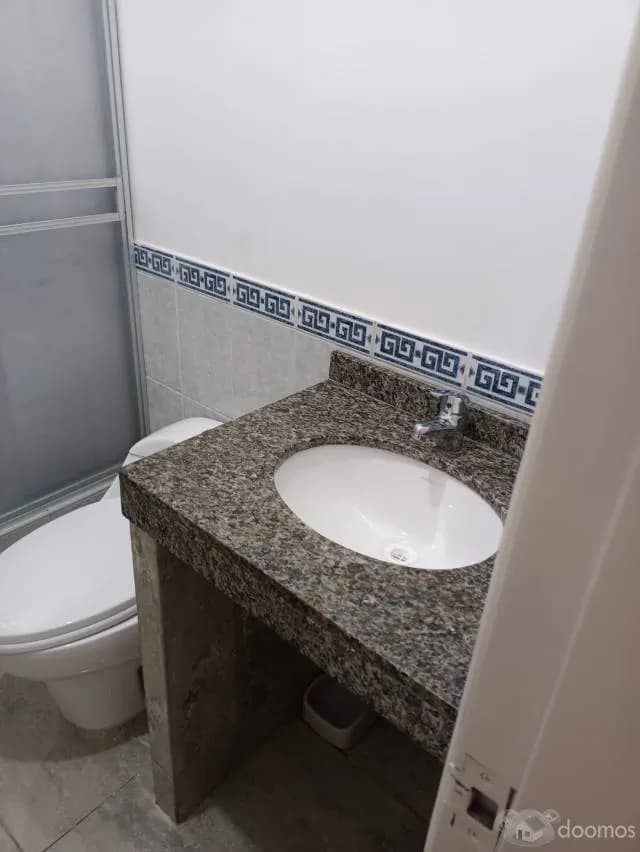 Alquilo Amplio Departamento — foto 8