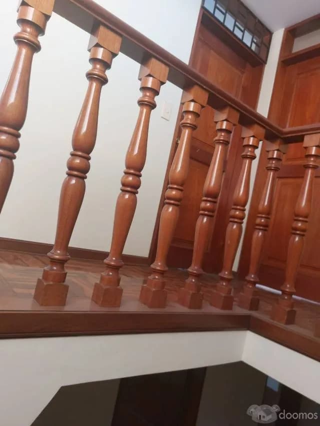 ALQUILO HERMOSA CASA DE TRES PISO — foto 3
