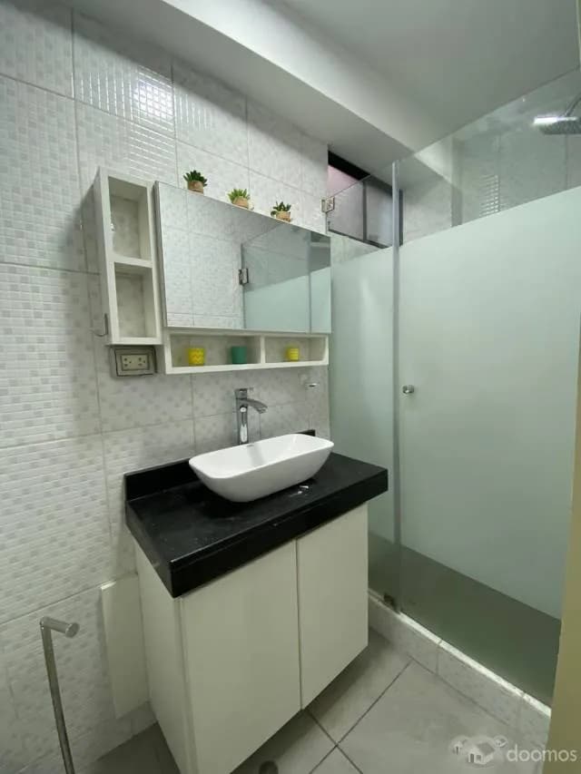 DEPARTAMENTO SEMI AMOBLADO AV PERU 32 — foto 3