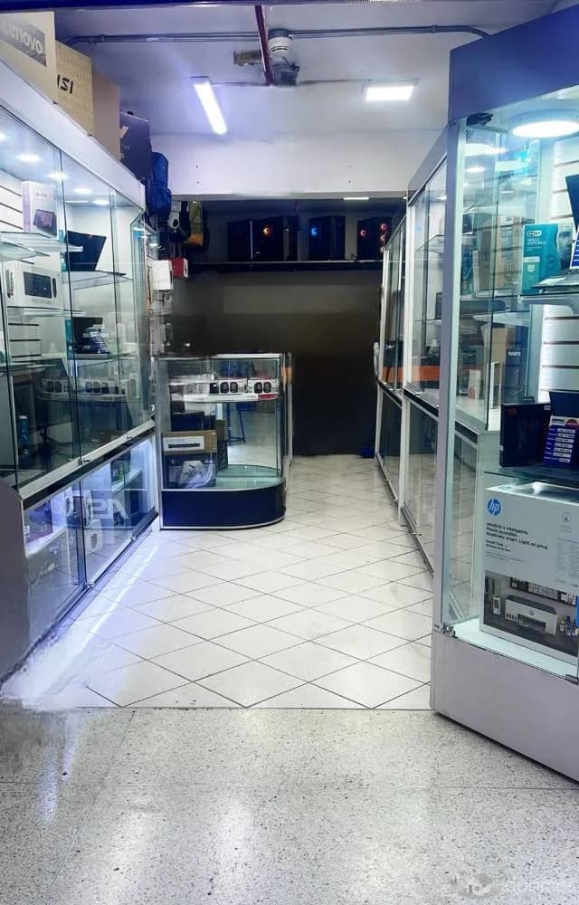 VENDO LOCAL COMERCIAL, COMPUPLAZA. — foto 1
