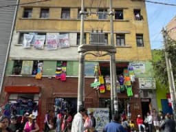 ¡Gran Oportunidad en el Corazón de Gamarra! Precio de Venta: $80,000