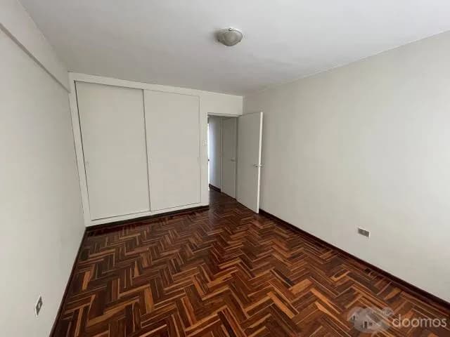 A 1 Cuadra de Av Javier Prado, Magdalena, Límite con San Isidro. — foto 4