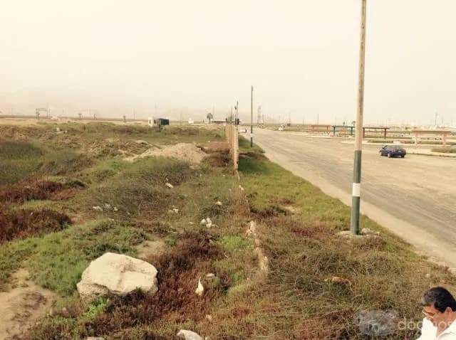 Terreno frente al mar de 1049.21 m2 en Ventanilla — foto 3