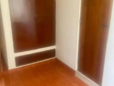 ¡Alquilo . Acogedora Habitación con Baño Propio, Perfecta para Estudiantes!
