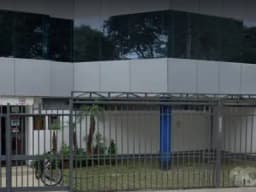 Alquiler de Oficina Amplia en Zona Comercial