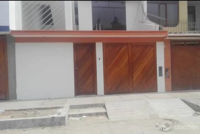 Bonita casa - bien ubicada — foto 1