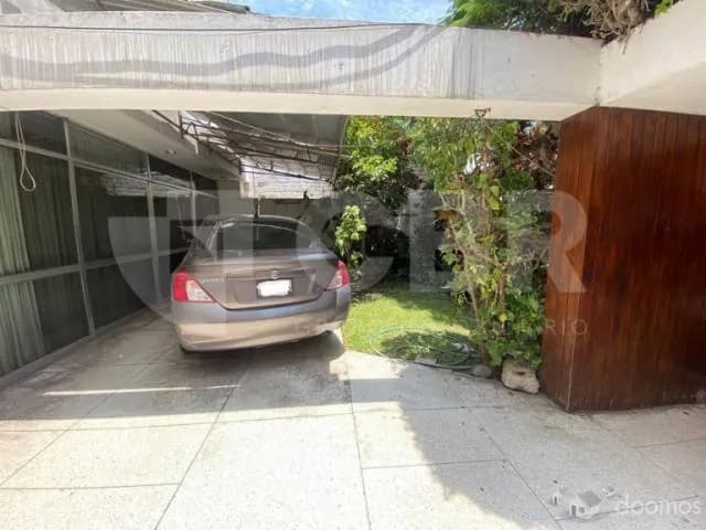 VENTA CASA EN MIRAFLORES — foto 11