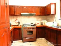 CASA/TERRENO EN SAN ISIDRO
