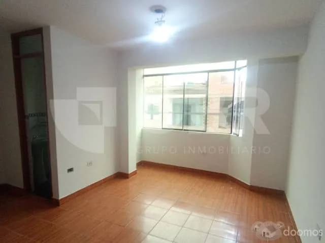 VENTA LOCAL COMERCIAL EN LOS OLIVOS — foto 7
