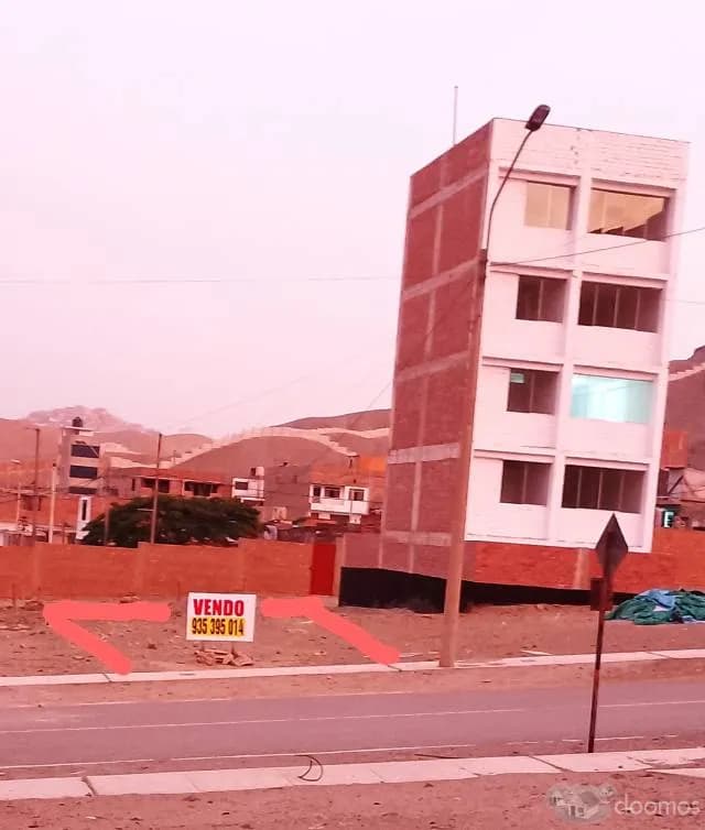 Vendo terreno frente a parque con título Sunarp — foto 1
