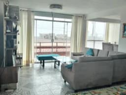 se vende edificio multifamiliar  3 departamentos .
