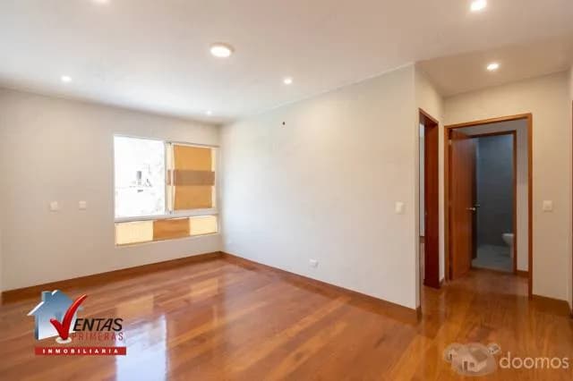 VENTA DE CASA DE ESTRENO EN LA RINCONADA DEL LAGO, LA MOLINA — foto 7